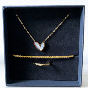 3pcs Golden Accessory Set, Featuring A Trio With A Gold Texture Necklace Bracelet Ring, An Elegant And Sophisticated Golden Ensemble